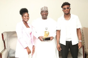 Dr Bawumia hosts Kudus, Blessing Shine at his residence after Ghana Football Awards wins