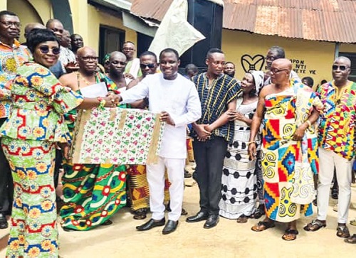 Abuakwa North MP lauds chief for commendable initiatives