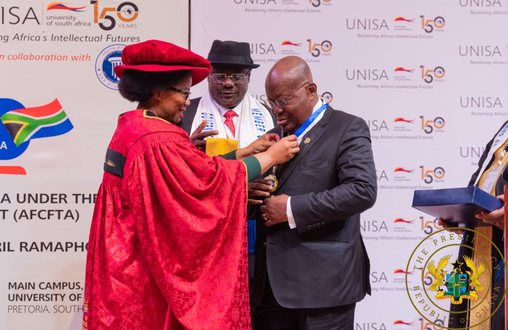 Akufo-Addo receives ‘Anti-Corruption Crusader’ award in South Africa