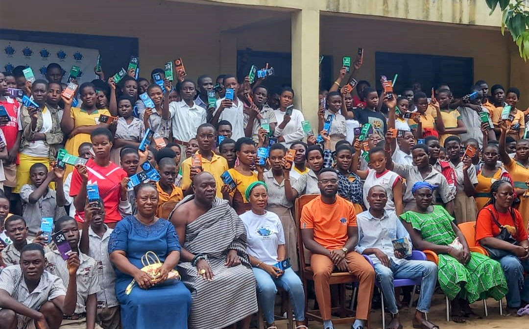 Dei Foundation supports Avoeme Basic School ahead of BECE