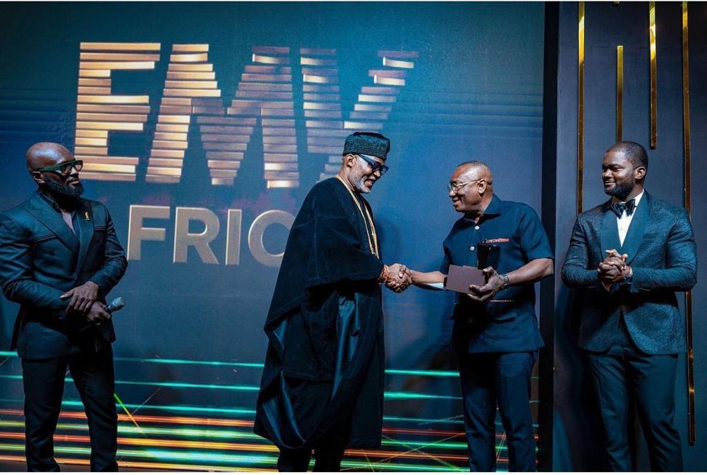 Caveman amazes Nigerian elites with EMY Africa award-branded watches