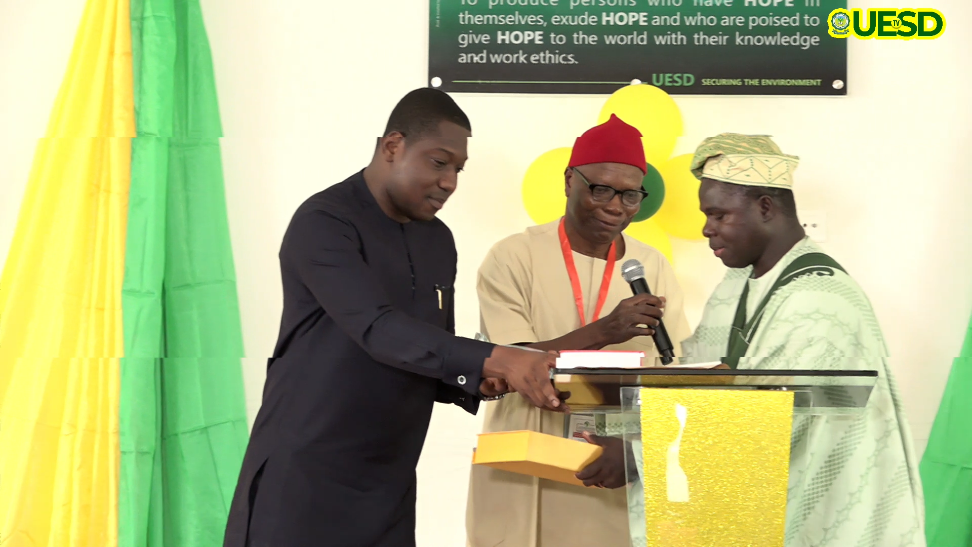 Energy Ministry distributes 420,000 free clean cookstoves to rural communities