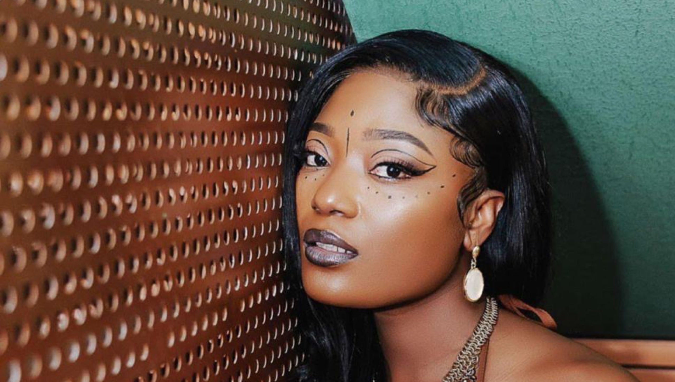 Efya clarifies bullgod’s comment on not performing on international stages