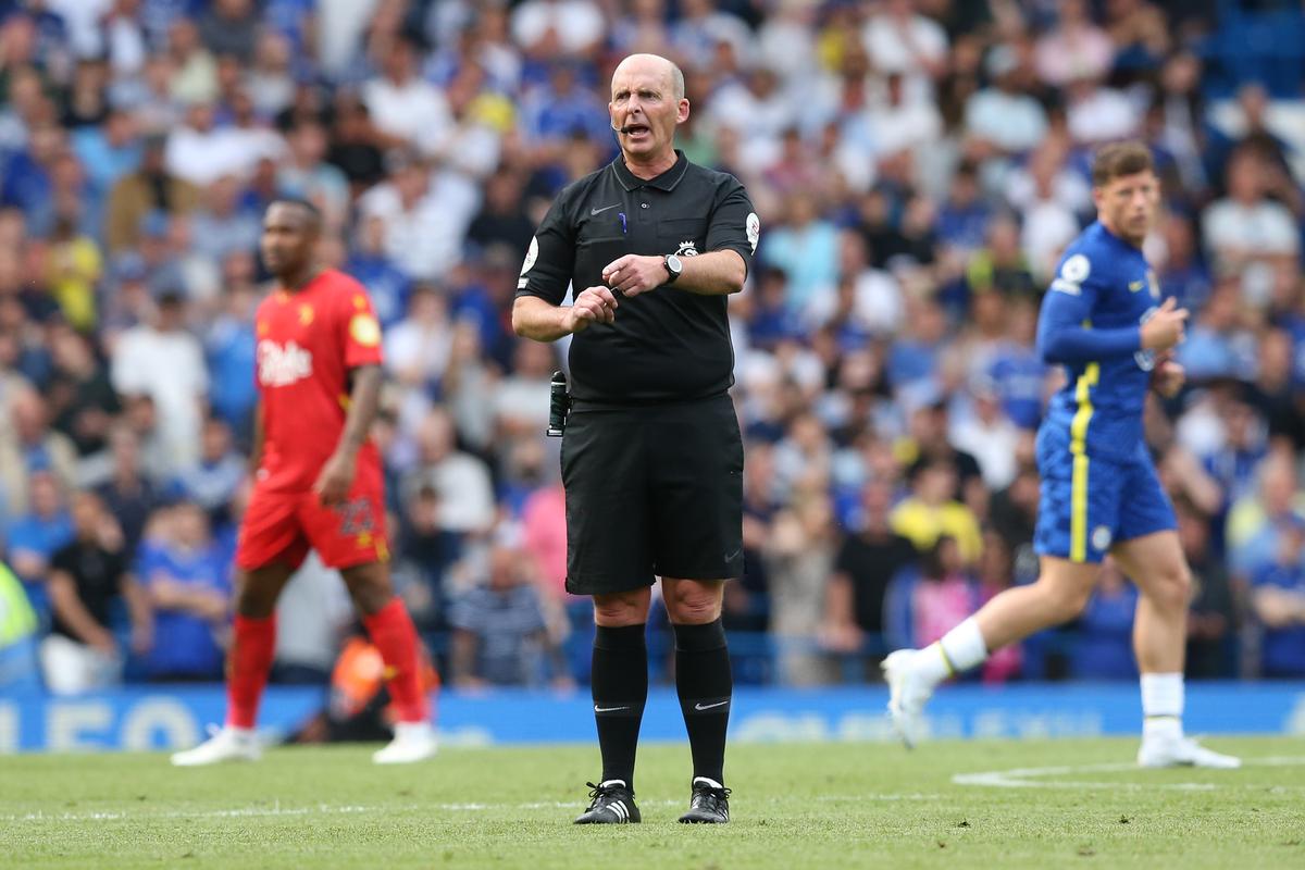 Ex ref Dean confesses he shunned VAR call just to save friend from trouble