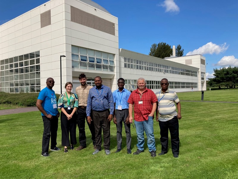 Ghana, UK partner to grow knowledge on honey bee health, husbandry