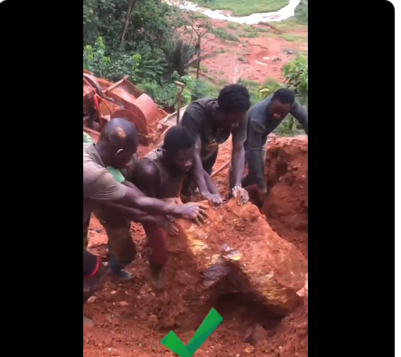 Largest ‘gold’ nugget discovered by galamseyers in Ghana (Video)