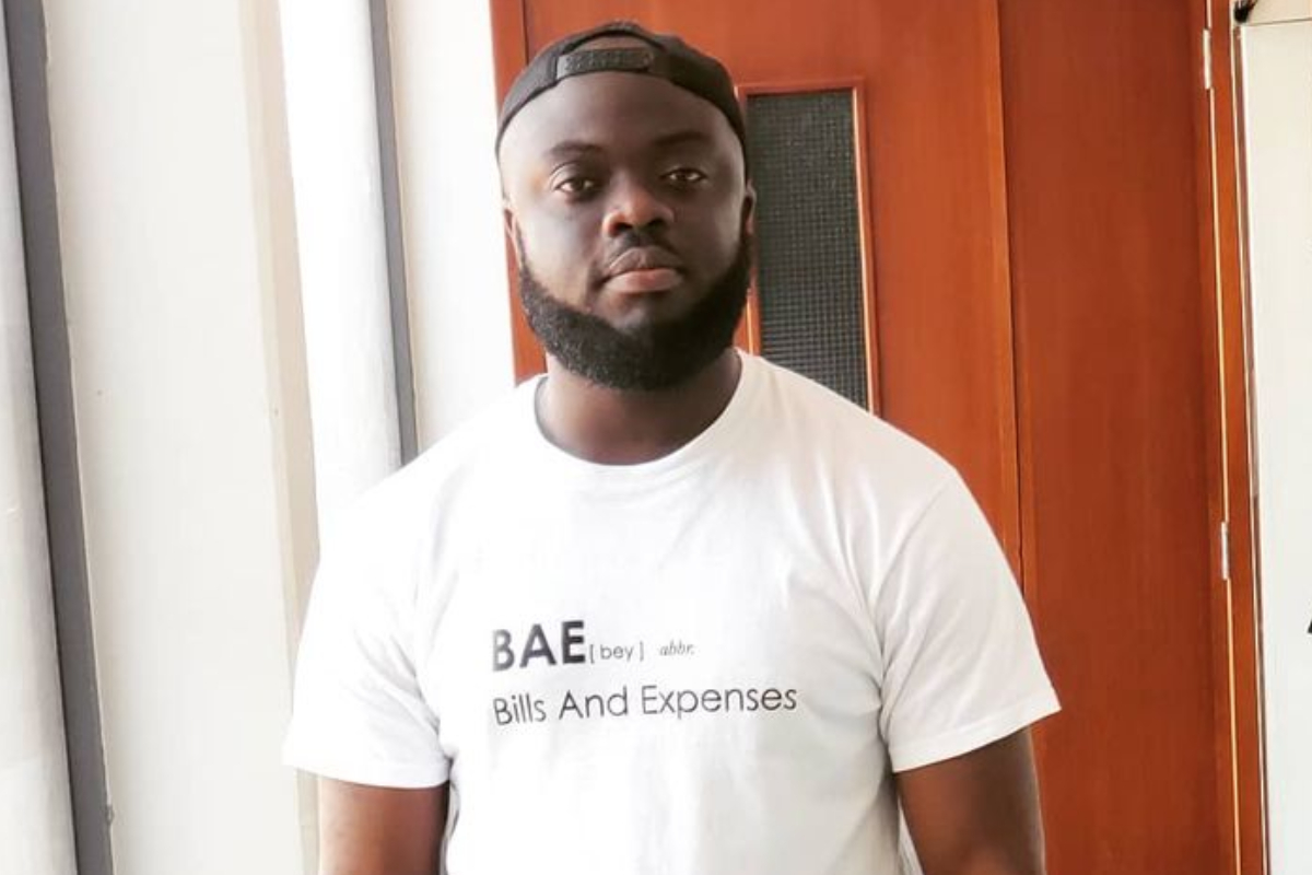 Ghanaians descend on ‘LGBTQ+ advocate’ Kwadwo Sheldon for attacking Sam George 