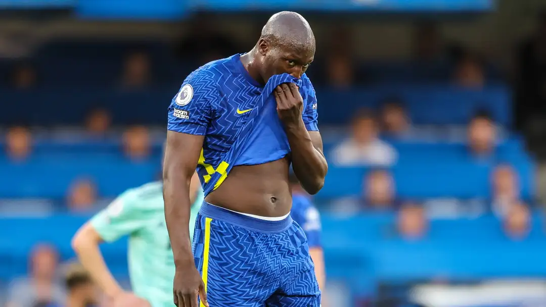 Lukaku eyes Roma as Juve move delays excessively