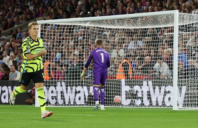 Martin Odegaard reveals why he chose to take the Arsenal penalty instead of Saka