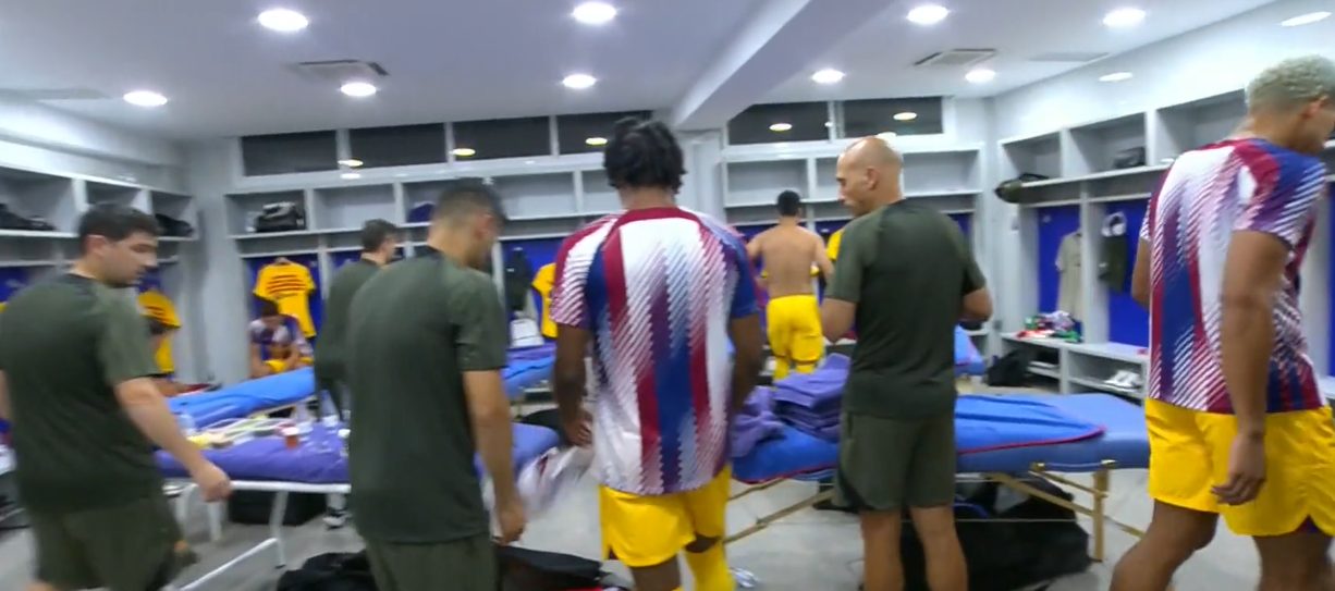 King Promise’s ‘Terminator’song bangs in Barcelona dressing room