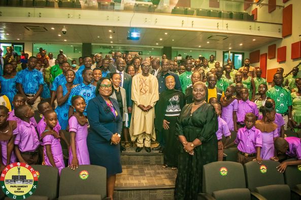 Speaker Bagbin hosts students from Bunkpurugu Constituency
