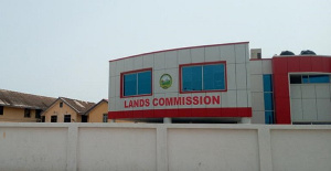Lands Commission boss mounts strong defense for staff on UN bribery report
