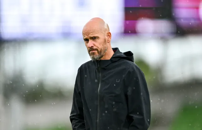 Manchester United loses 3-0 to Burnley in a friendly match