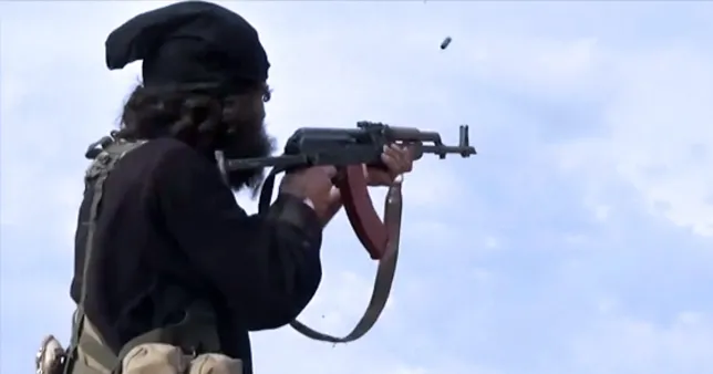 At least 33 soldiers killed in an IS vehicle assault in Syria