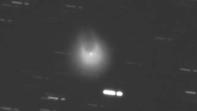 Comet develops horns following an unusual volcanic eruption