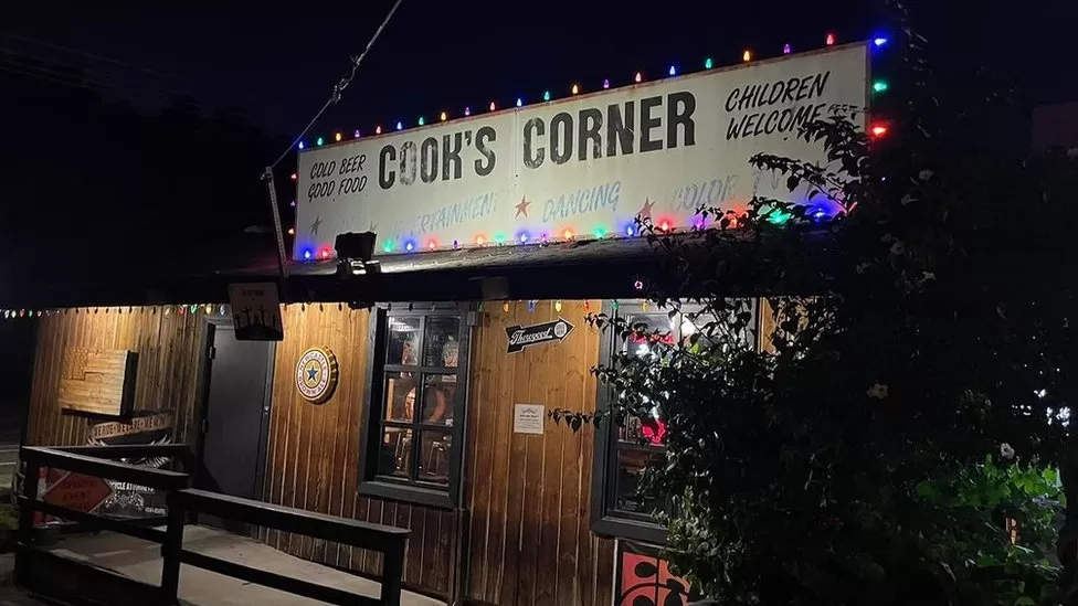 Four people dead and Six people hurt in Cook’s Corner bar