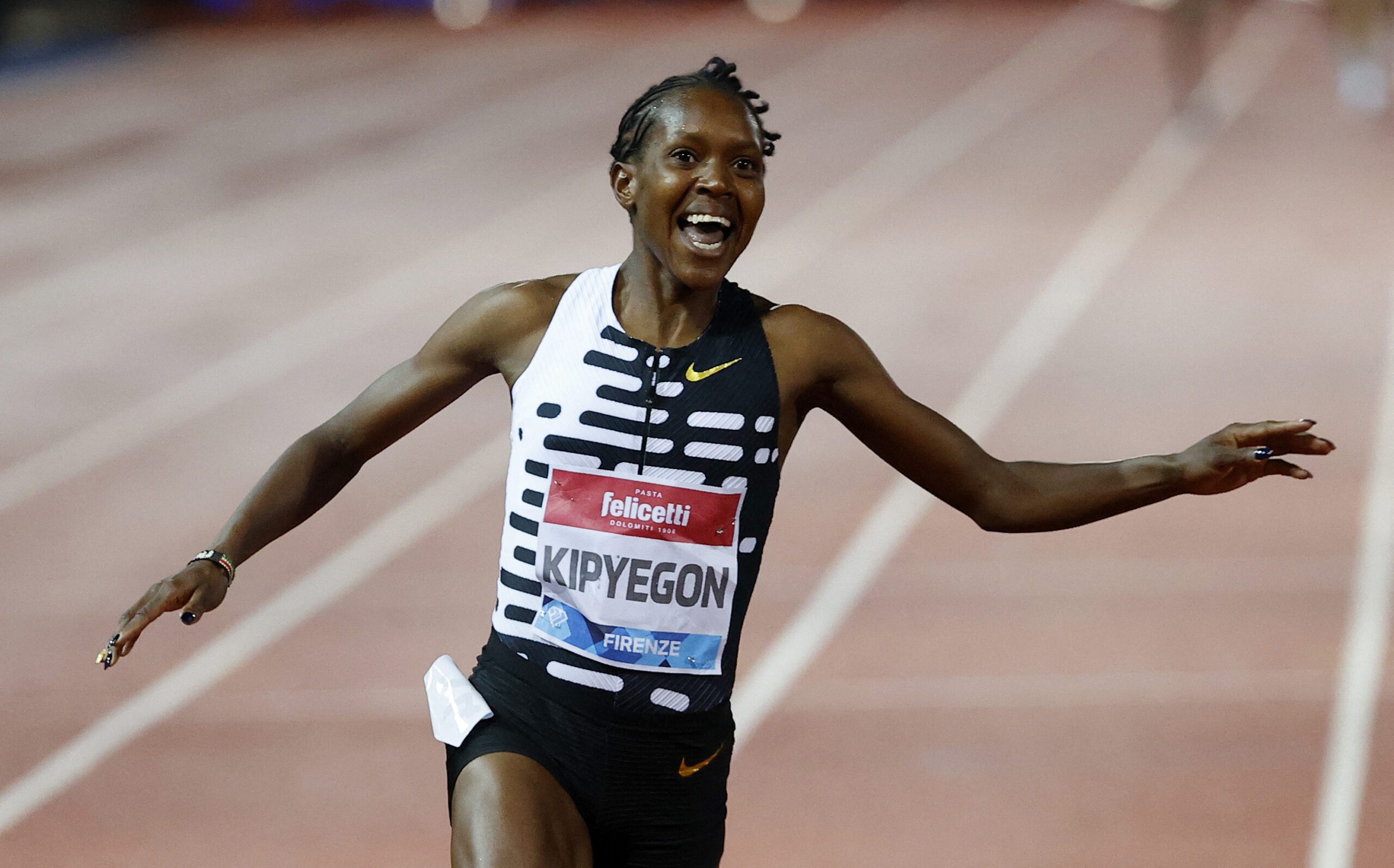 Kenyan women rewarded for consistency and hardwork