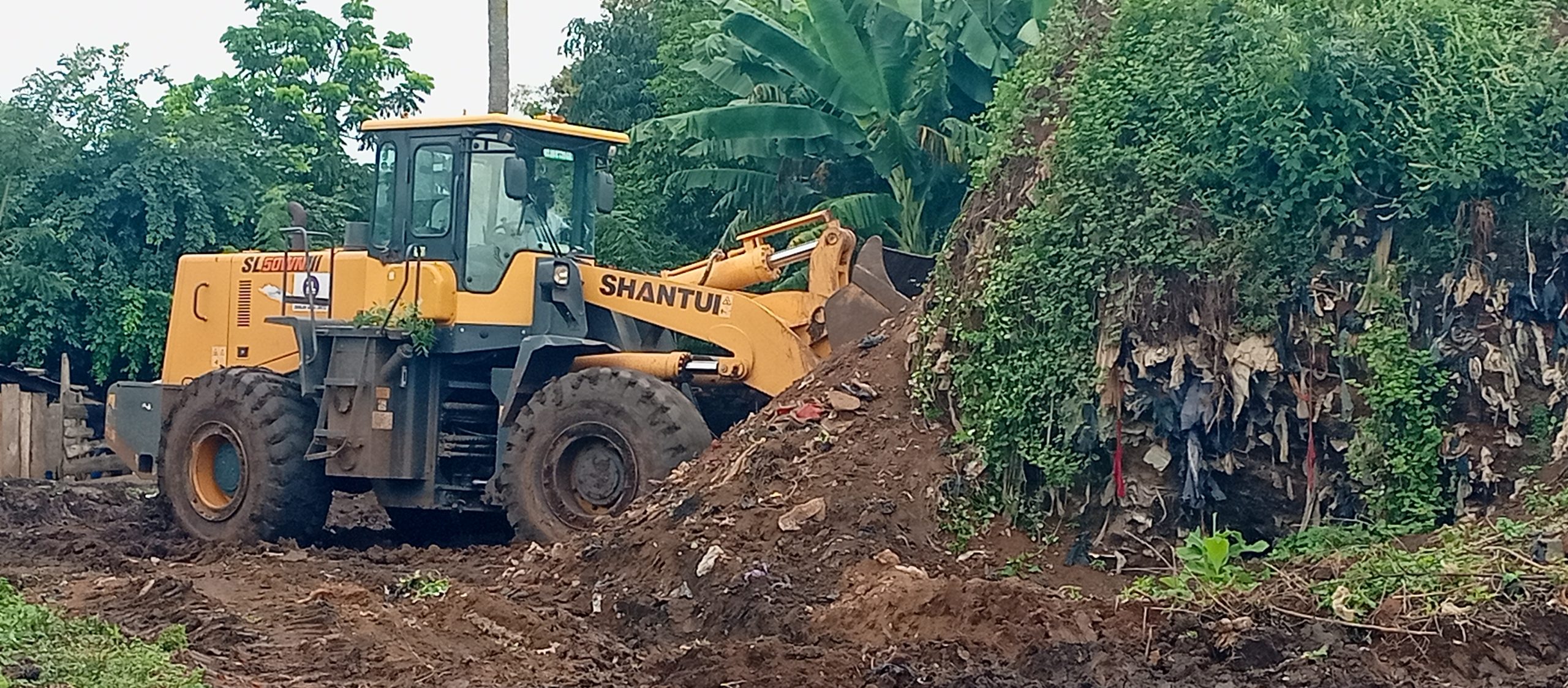 Zoomlion embarks on clearing 33 refuse dump sites in Ahafo Region 