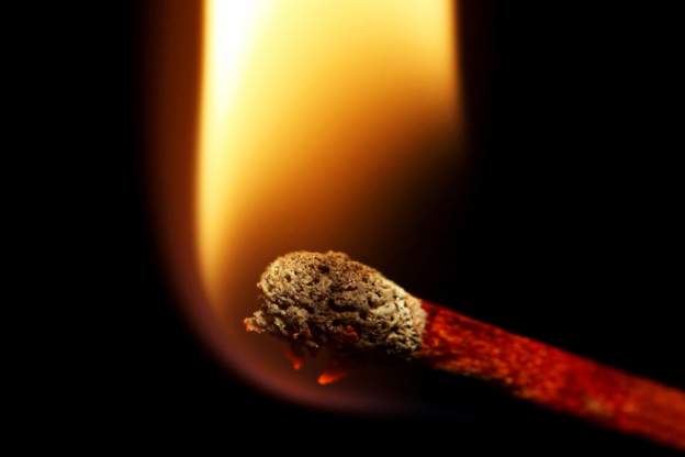Kenyan sets himself ablaze due to high cost living