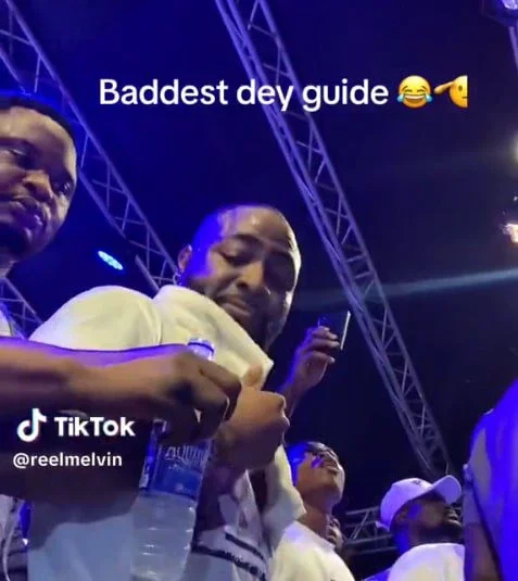 Davido declines bottled water at Mohbad’s candlelight memorial