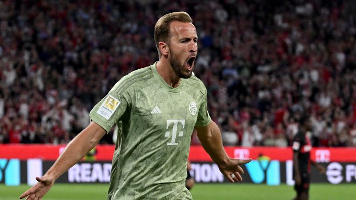 Kane dismisses discussions about Manchester United’s interest