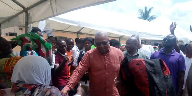 Mahama criticises EC over network challenge, congestion in voter registration exercise