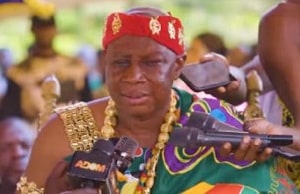 Paramount Chief of Goaso publicly rebukes MCE and MP for unfulfilled promises