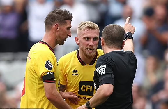 Heckingbottom blasts ‘appaling’ Premier League referees following a late defeat to Spurs