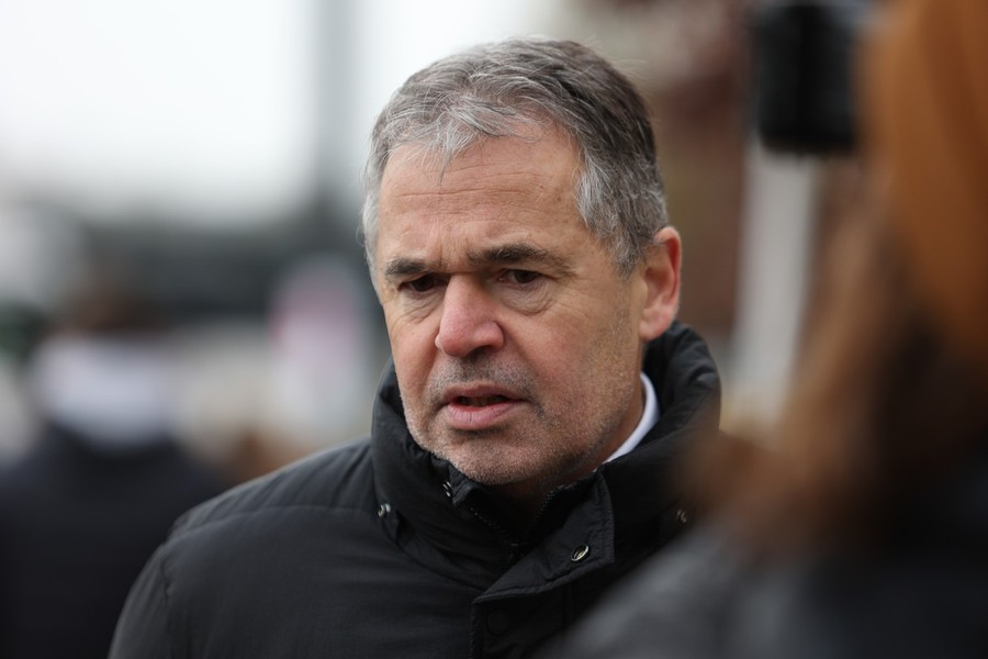 Rettig takes over as national team director at troubled DFB, succeeding Bierhoff
