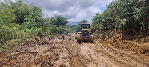 Akufo-Addo has betrayed us, he promised to fix our poor roads in 2020 – Residents of Kutukrom
