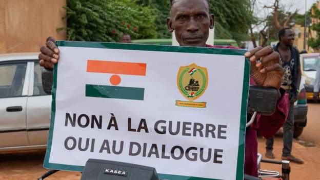 Niger restores access for commercial flights