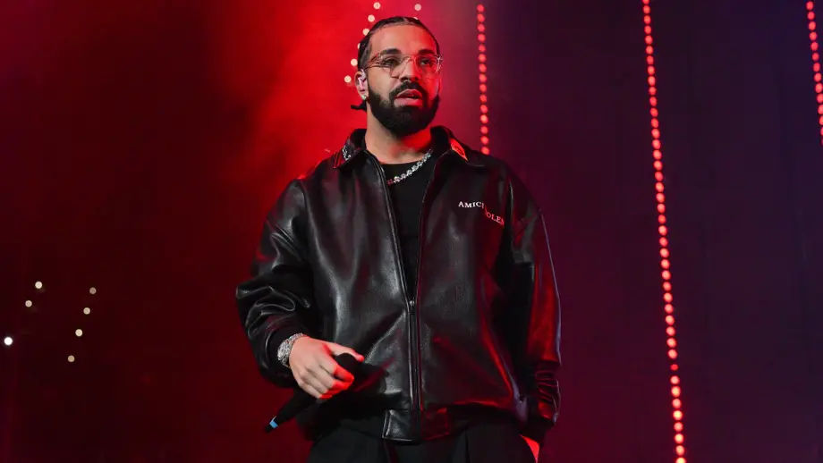Drake gifts fan $50,000 who spent furniture budget to buy tickets to his concert