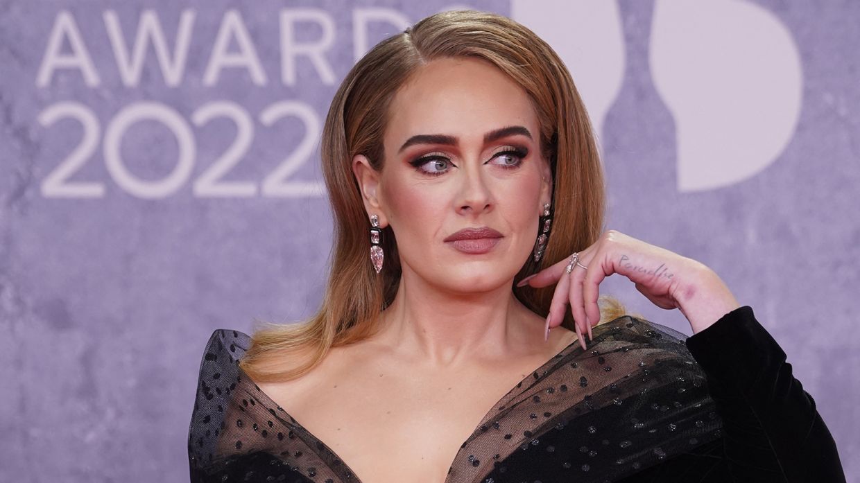 Adele admits she was once an alcoholic