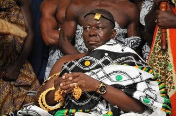 “Be careful otherwise they will soon drive us away” – Otumfuo warns Ashantis