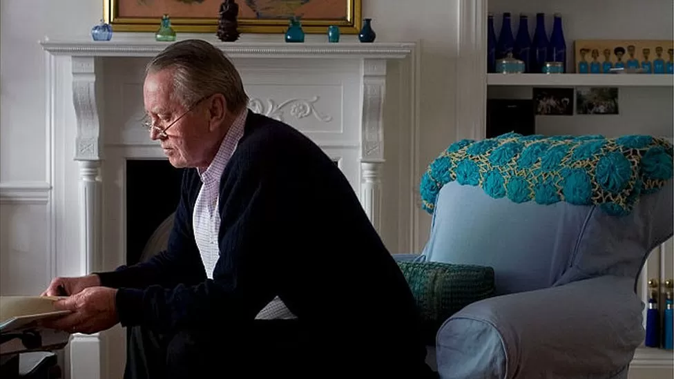 92-year-old philanthropist Chuck Feeney passes away
