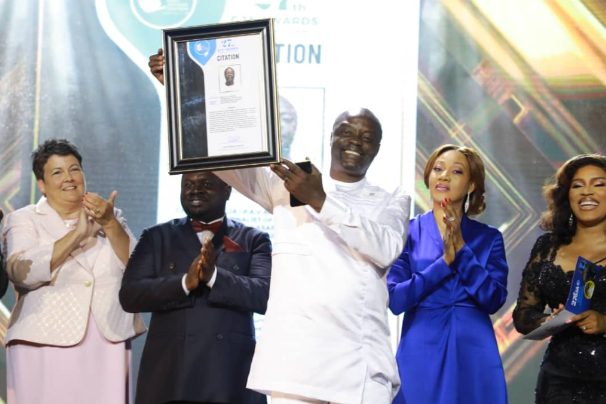 Erastus Asare Donkor wins 2022 Journalist of the Year award