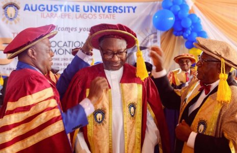 Femi Otedola awards N1m each to 750 students at Lagos University