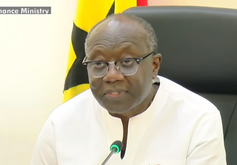 Govt begins discussions with Eurobond holders, private creditors on debt restructuring