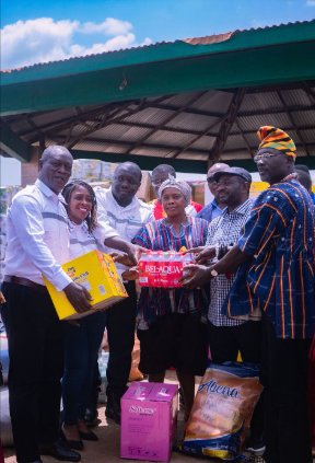 Genser Energy donates GHC250,000 worth of relief items to victims of the Akosombo Dam spillage