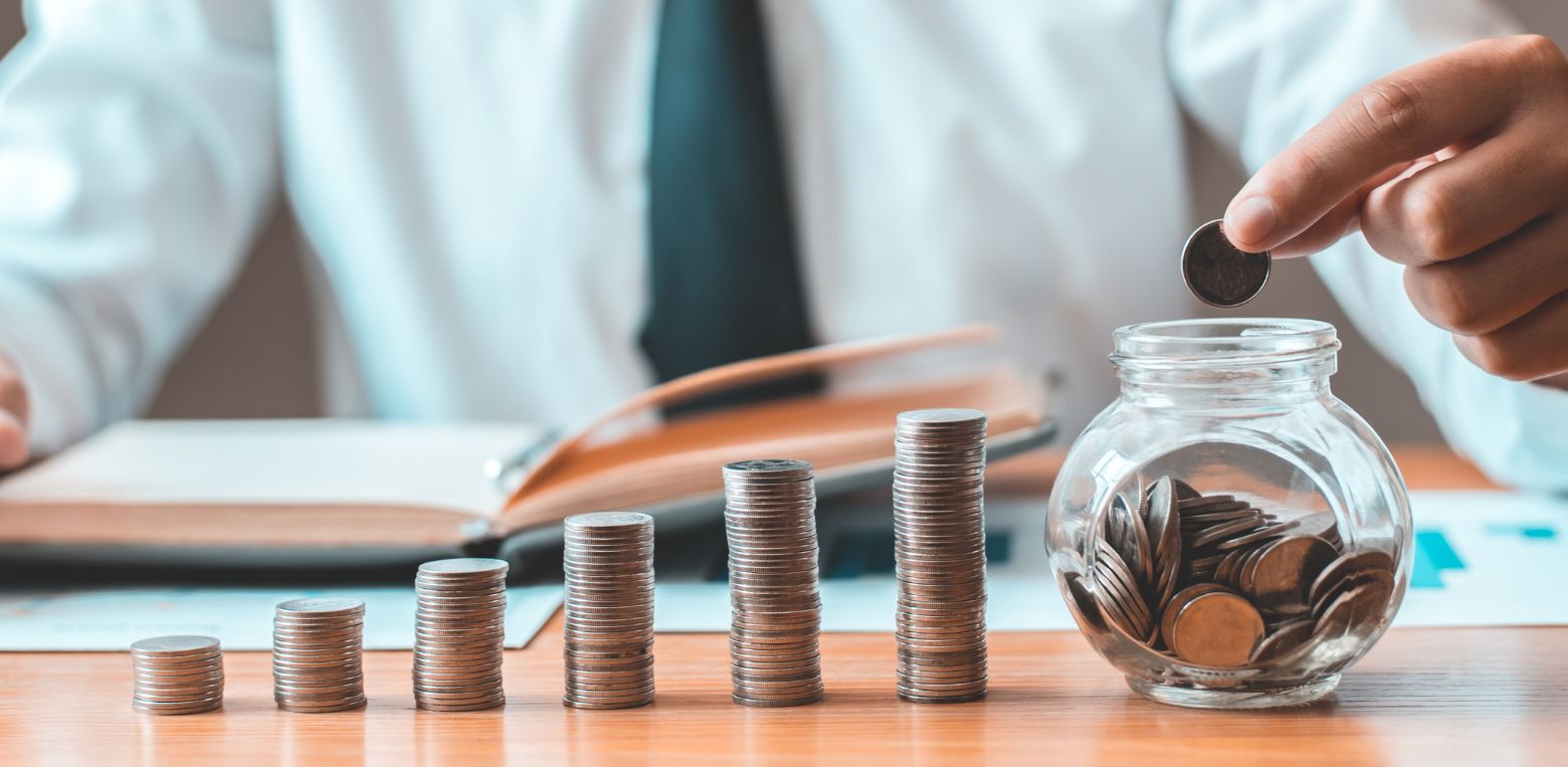 Here are 10 ways average earners become poor