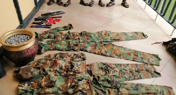GAF to start arresting citizens who wear military uniforms