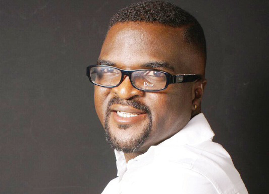 Obesere educates artiste on what to do before signing contracts