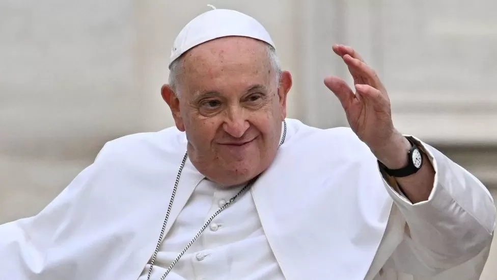 Pope supports initiative to teach more kids to code