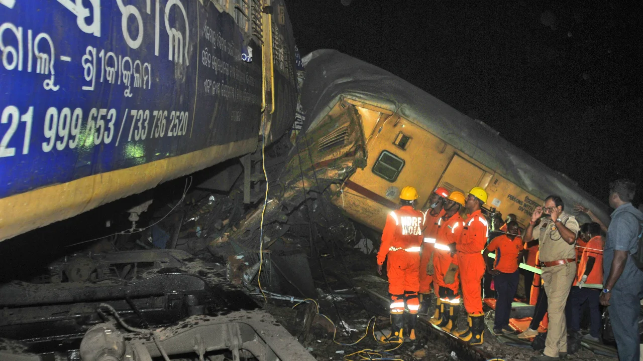 At least 10 persons allegedly dead as trains collide in southeast India