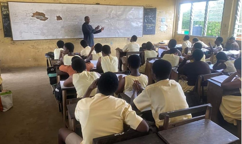 Gomoa West MP dedicates parliamentary break to teach Apam SHS