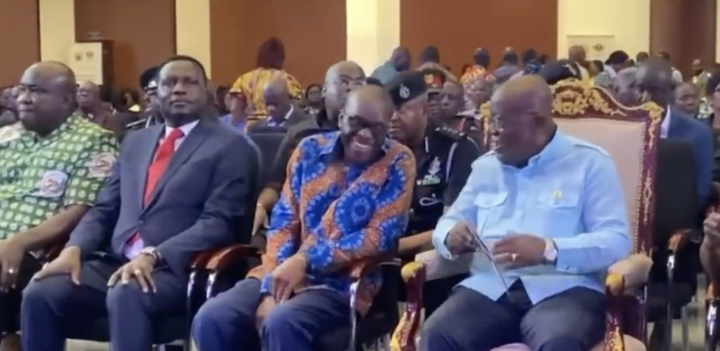 “What could they be talking about?” – Netizens wonder as Prez Akufo-Addo and Speaker Bagbin have hearty convo in public