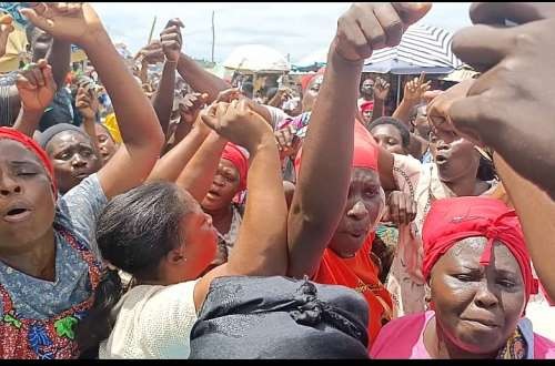 Swedru: Market women protest over forceful eviction