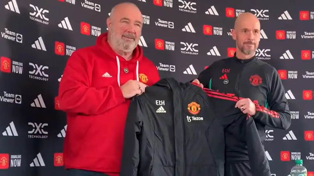 Erik ten Hag gives up coat for charity