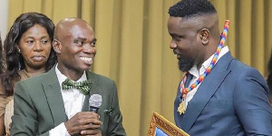 I gave Sarkodie a name with my award, his brand was weak – Dr UN ‘brags’