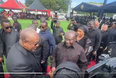 Mahama and Bawumia exchange pleasantries at Theresa Kufuor’s funeral